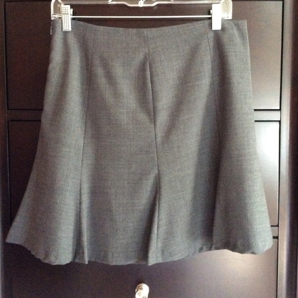 Express Skirt - Picture 3 of 5